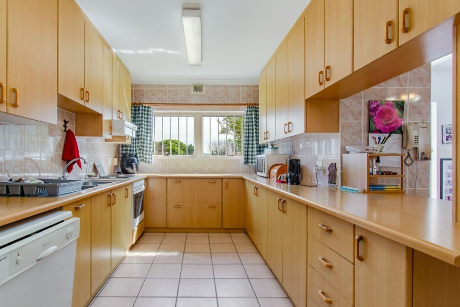 3 Bedroom Property for Sale in Bizweni Western Cape
